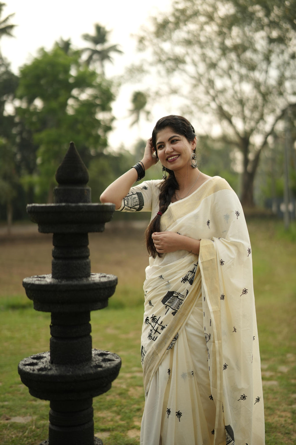 Chai Kada : Cotton Embroidered Saree - KBG