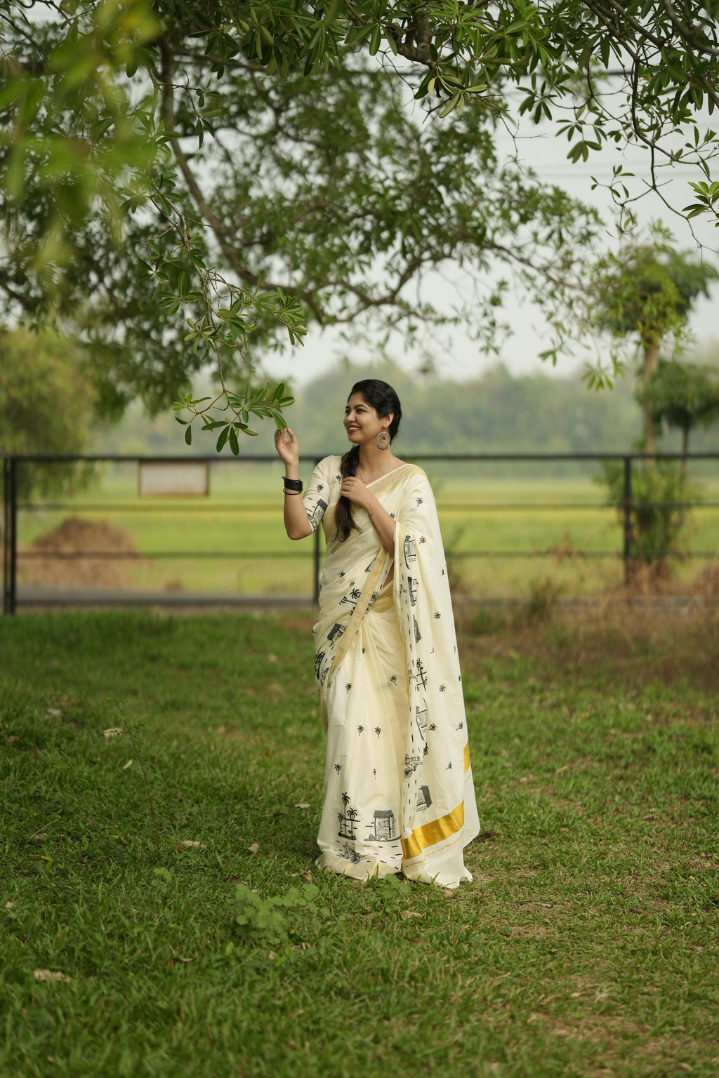 Chai Kada : Cotton Embroidered Saree - KBG