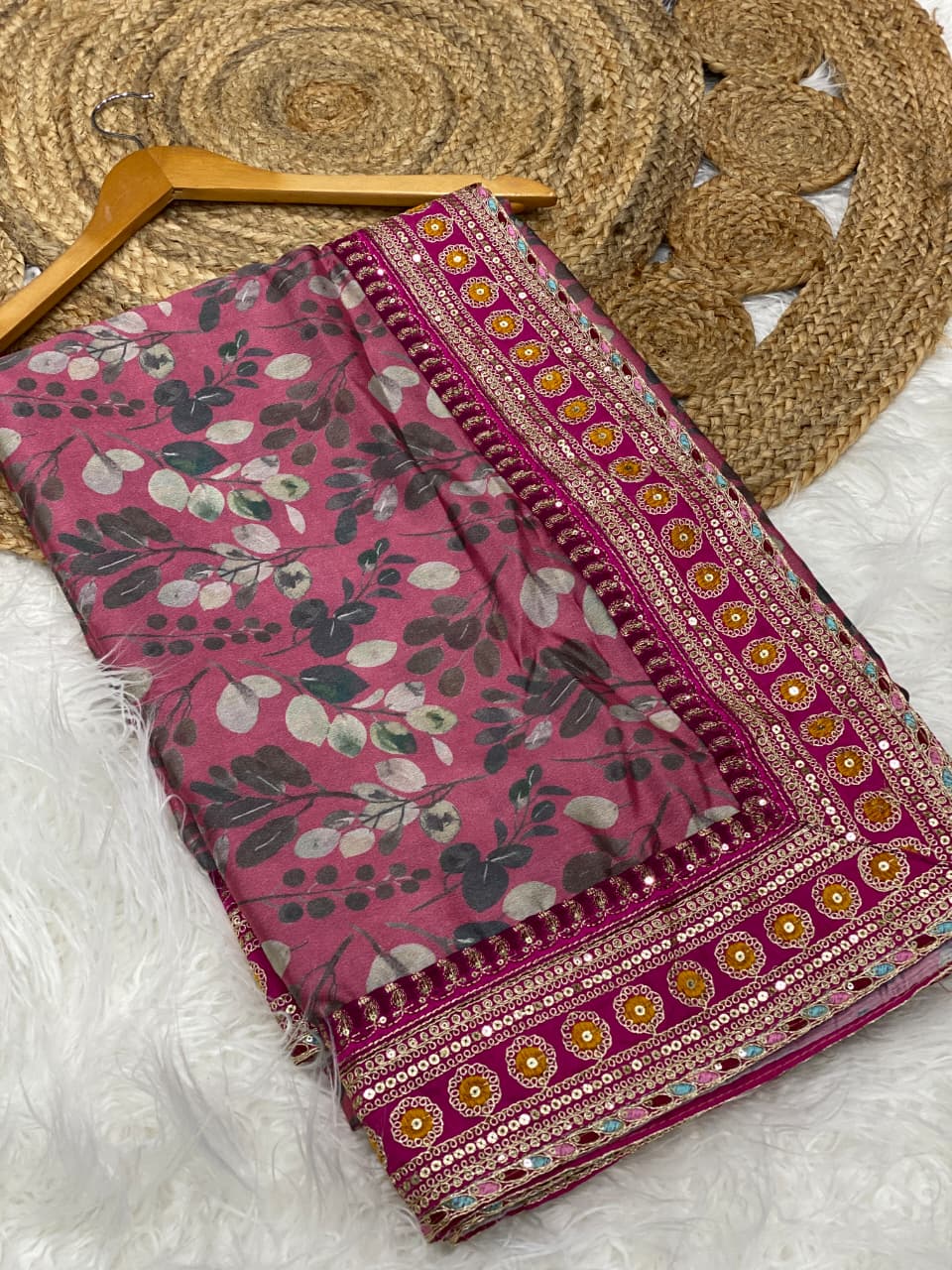 PREMIUM CHINNON SILK DIGITAL PRINT SAREE -SU