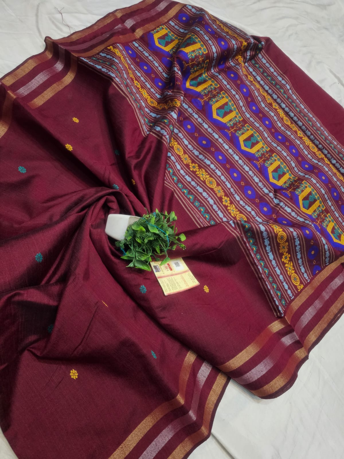 PURE RAW SILK TEMPLE BORDER SAREE - SU