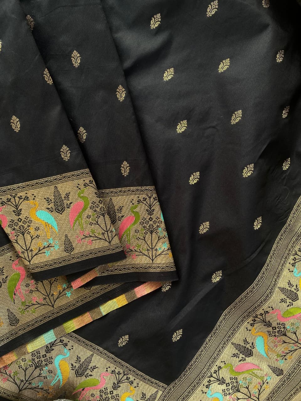 Soft Silk Banarasi Saree – Pure Black Elegance - SU