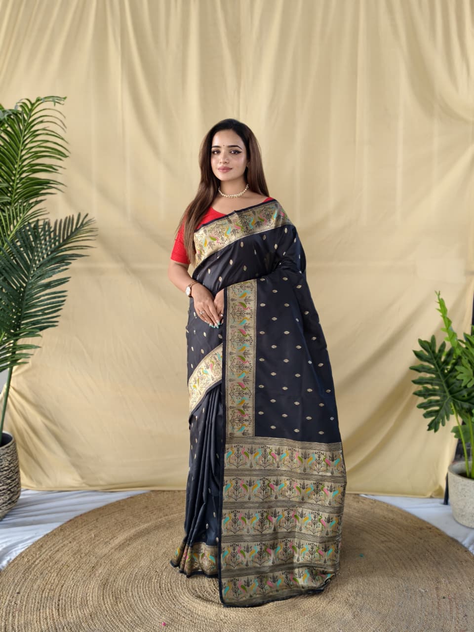 Soft Silk Banarasi Saree – Pure Black Elegance - SU