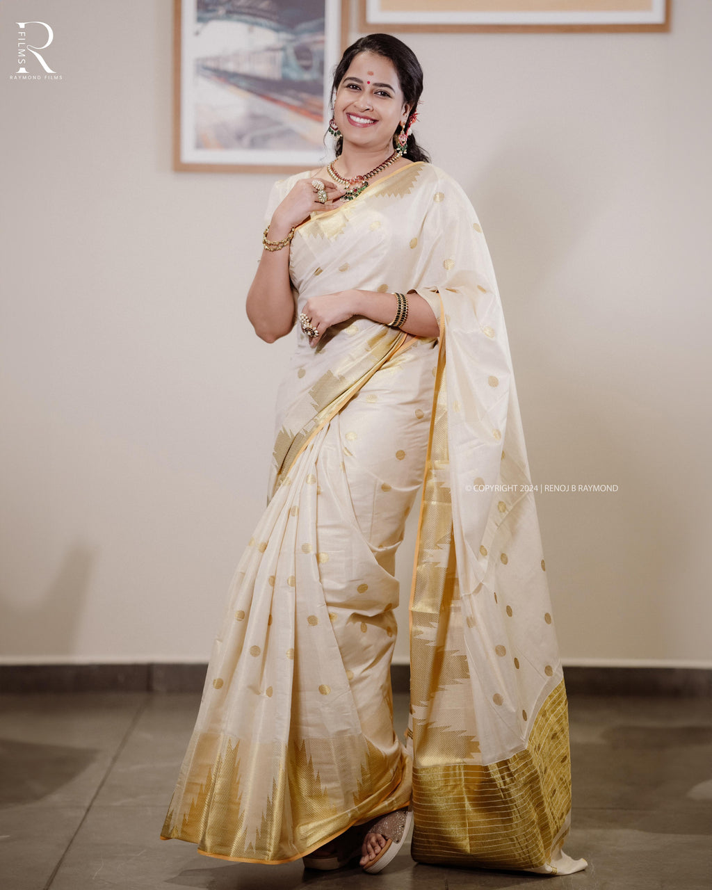 Handloom Replica Sadhika Tissue Saree - KBG