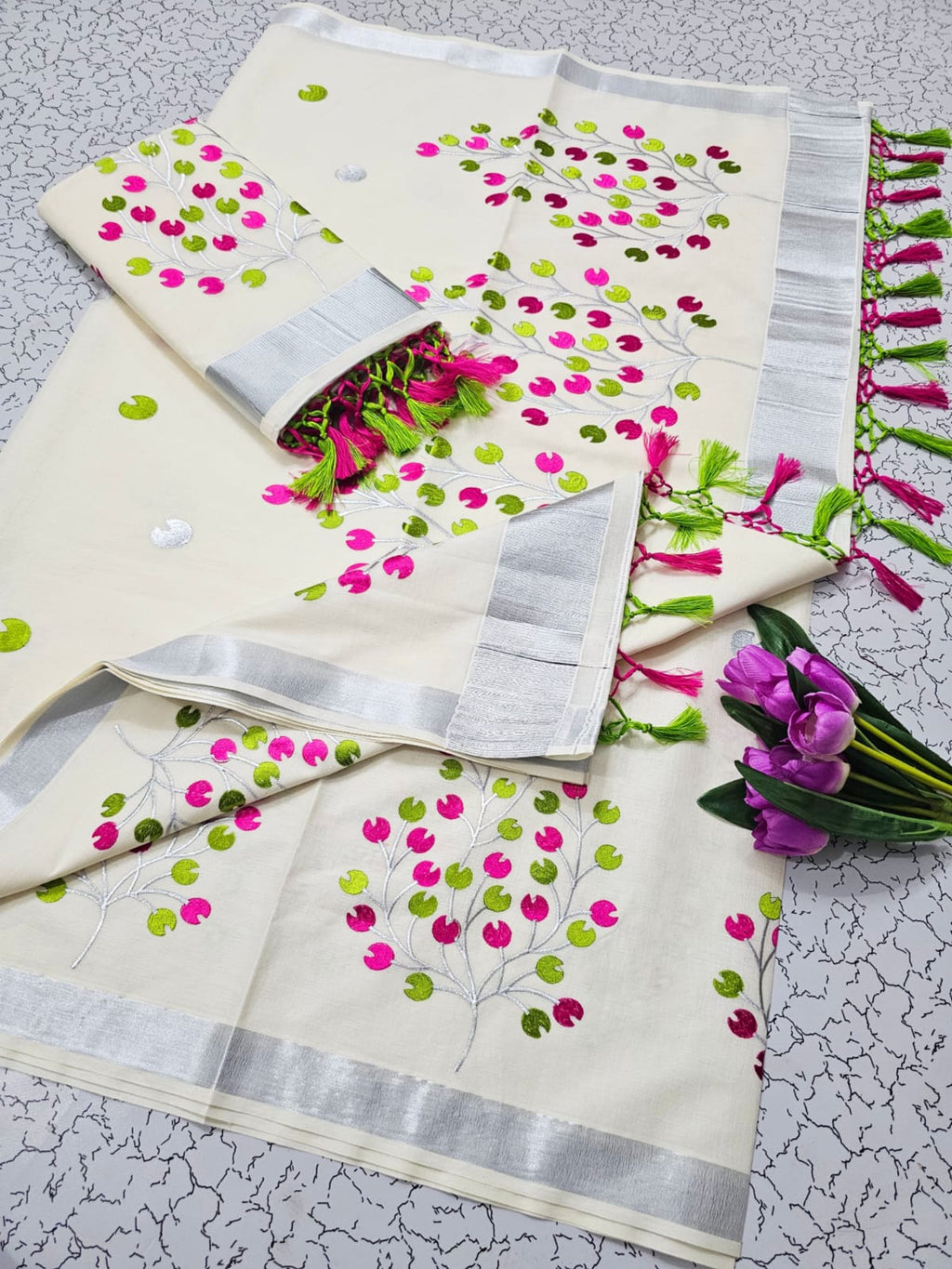 Special Collection – Traditional Kerala Kasavu Cotton Saree - DKS