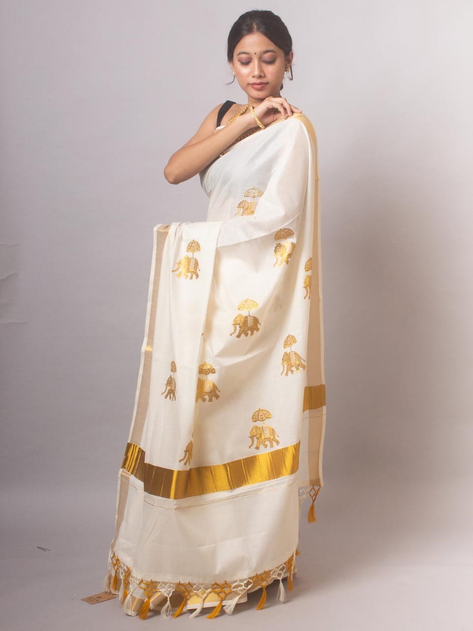 Special Collection – Traditional Kerala Kasavu Cotton Saree - DKS